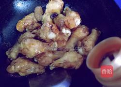 土豆鲍菇烧鸡翅根的做法图解7