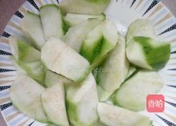 丝瓜鸡蛋汤的做法图解2