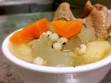 马蹄胡萝卜冬瓜薏米水鸭汤的做法[图]