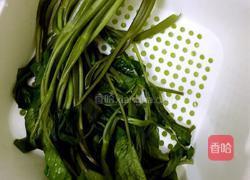 秋葵青菜鸡蛋面的做法图解2