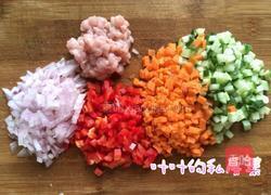 七彩炒饭的做法图解1