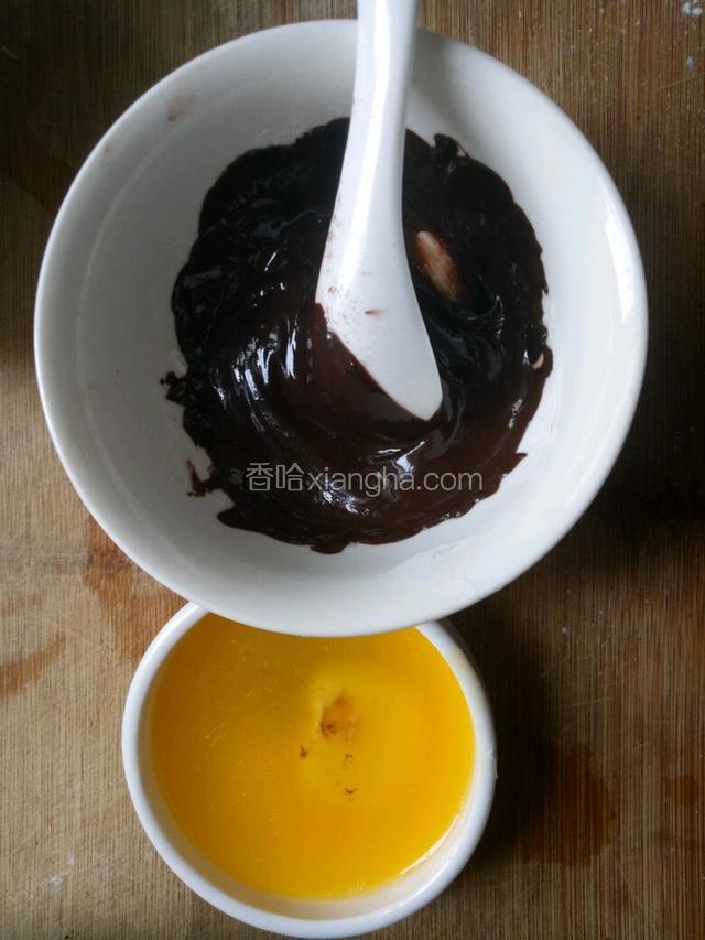 黄油和巧克力隔水融化