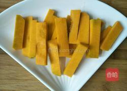 咸蛋黄南瓜的做法图解1