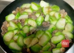 虾仁瘦肉炒丝瓜的做法图解9