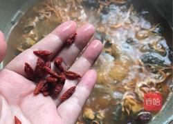 虫草花乌鸡汤的做法图解6