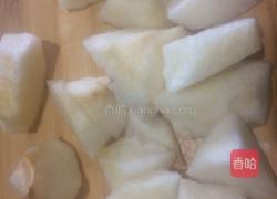 川贝无花果炖冰糖雪梨的做法图解3