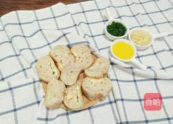 蒜香面包的做法图解1