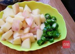 土豆闷饭的做法图解2