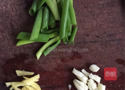 红烧鱼骨头的做法图解1