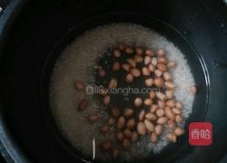 花生大米粥的做法图解3