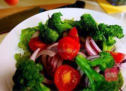 青岛#紫甘蓝西兰花混合沙拉#年夜饭#的做法图解6