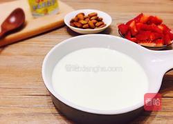 巴旦木草莓酸奶杯的做法图解4