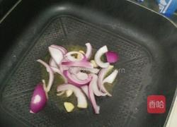 洋葱里脊肉的做法图解3
