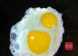 番茄炒鸡蛋拌粉的做法图解1