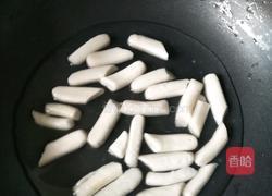 菠萝煮年糕的做法图解4