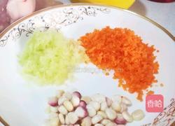 猪肉胡萝卜抄手的做法图解2