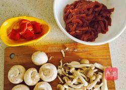 双菇牛柳的做法图解1