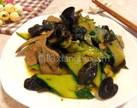 黃瓜木耳炒豬肝