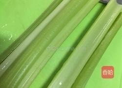 西芹炒百合的做法图解4