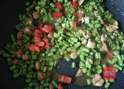 肉丁豆角的做法图解9
