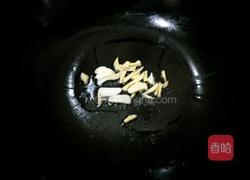 圆椒炒鸭血的做法图解3