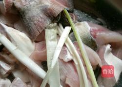 酸菜麻辣鱼的做法图解2