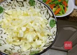 芦笋培根的做法图解3