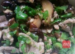香菇青椒小炒肉的做法图解9