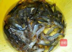 盐水河虾的做法图解1