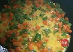 辣椒胡萝卜炒鸡蛋的做法图解4