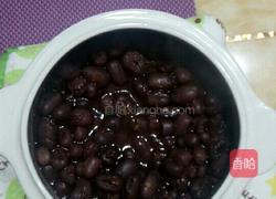 牛奶红豆汤的做法图解2