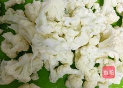 花菜炒胡萝卜的做法图解3