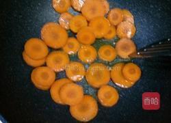 花菜炒胡萝卜的做法图解5