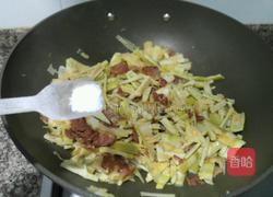 酸笋炒腊肉的做法图解8