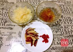 桃胶红枣银耳羹的做法图解4