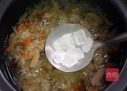 桃胶红枣银耳羹的做法图解9