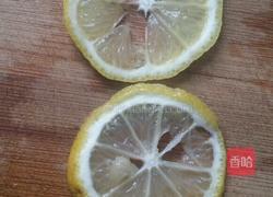 冰柠檬水的做法图解1