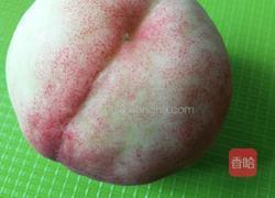 胡萝卜蜜桃汁的做法图解2