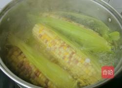 煮玉米的做法图解2