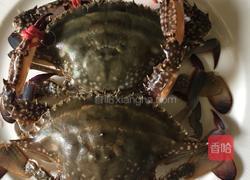 葱姜炒梭子蟹的做法图解1