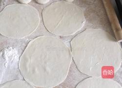 猪肉大葱馅饼的做法图解7