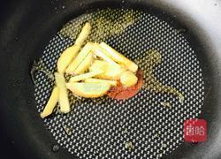 桂圆红枣枸杞爆炒猪腰花的做法图解2