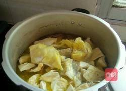 香淳榴莲鸡汤的做法图解3