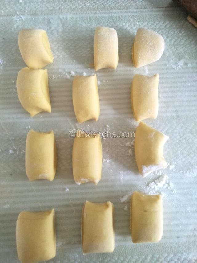 切成12个小剂子