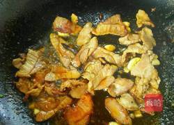 芹菜木耳的做法图解3