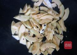 蒜粒豆豉炒南瓜的做法图解3