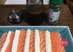 三文鱼豆腐拼盘的做法图解2