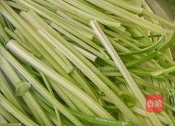 美味的菠菜皮芹菜饺子的做法图解14