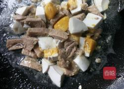 咸鸭蛋炒肉的做法图解5
