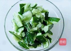 凉拌黄瓜的做法图解3